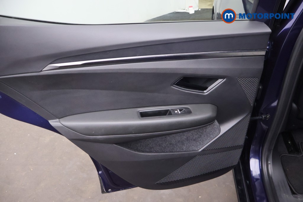 Renault Megane E-Tech Iconic Automatic Electric Hatchback - Stock Number (1688247) - 26th supplementary image