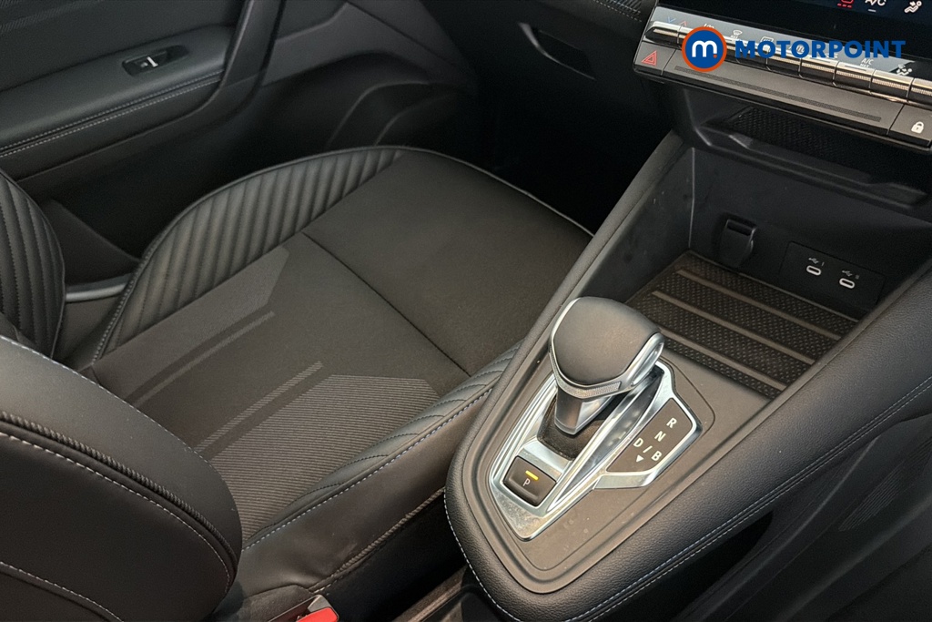 Renault Symbioz Iconic Esprit Alpine Automatic Petrol-Electric Hybrid SUV - Stock Number (1688286) - 15th supplementary image