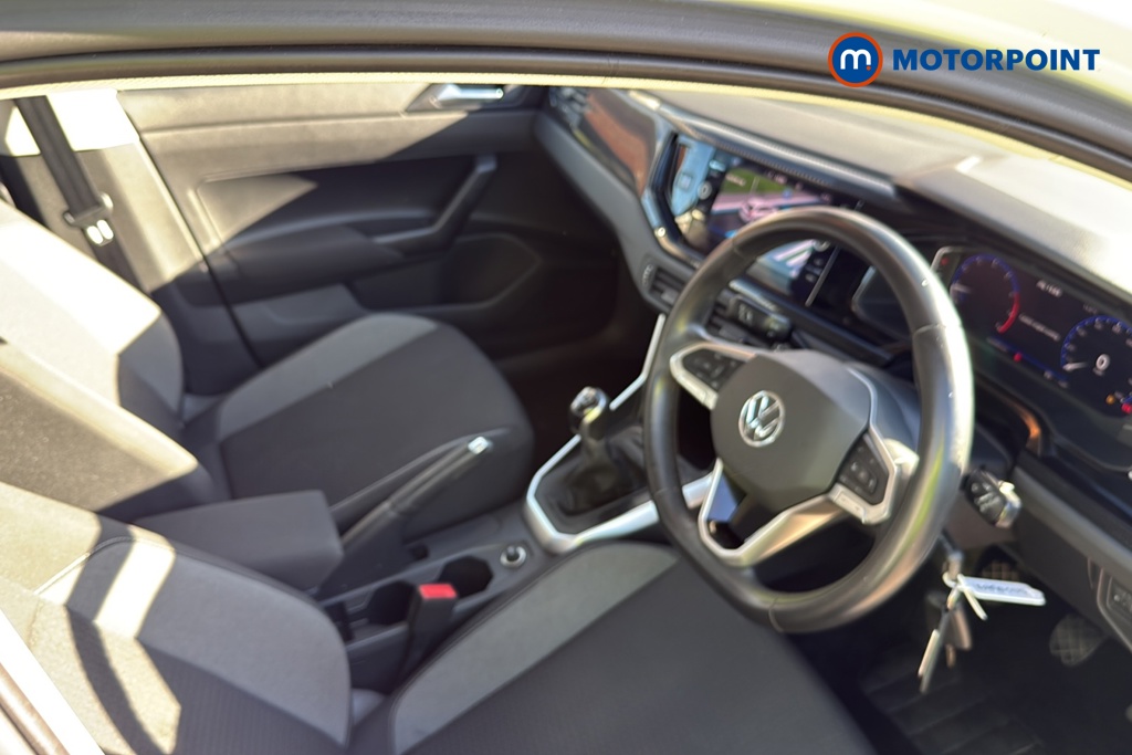 Volkswagen Polo Life Manual Petrol Hatchback - Stock Number (1688355) - 1st supplementary image