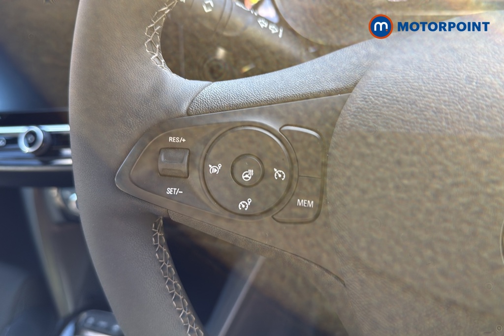 Vauxhall Corsa YES Manual Petrol Hatchback - Stock Number (1688403) - 4th supplementary image