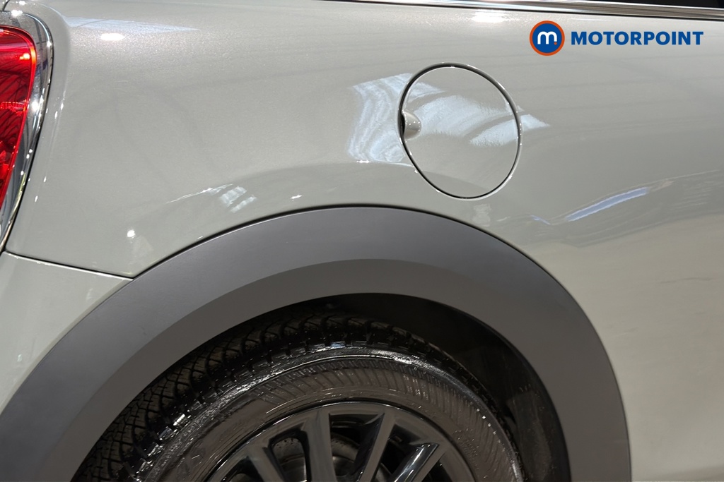 Mini Hatchback Cooper Classic Manual Petrol Hatchback - Stock Number (1688405) - 41st supplementary image