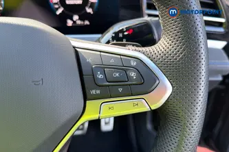 Volkswagen Passat R-Line Automatic Petrol Plug-In Hybrid Estate - Stock Number (1688416) - 3rd supplementary image