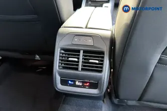 Volkswagen Passat R-Line Automatic Petrol Plug-In Hybrid Estate - Stock Number (1688416) - 28th supplementary image
