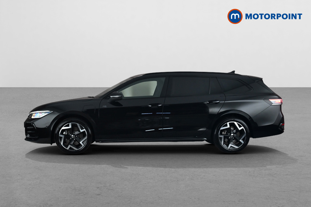 Volkswagen Passat R-Line Automatic Petrol Plug-In Hybrid Estate - Stock Number (1688416) - Drivers side