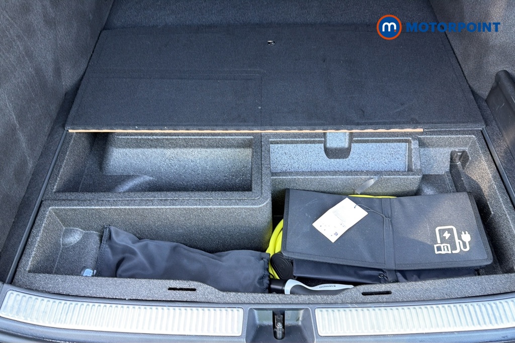Volkswagen Passat R-Line Automatic Petrol Plug-In Hybrid Estate - Stock Number (1688416) - 33rd supplementary image