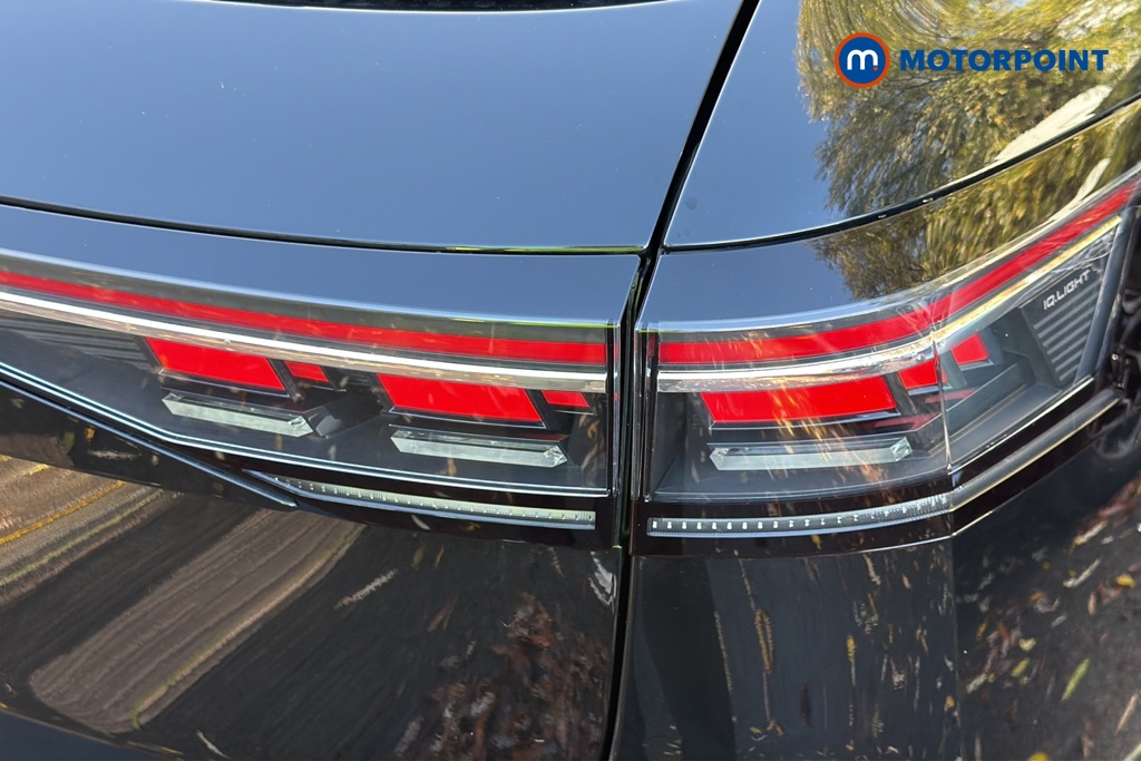 Volkswagen Passat R-Line Automatic Petrol Plug-In Hybrid Estate - Stock Number (1688416) - 36th supplementary image