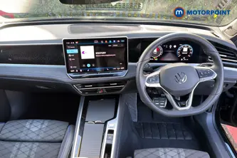Volkswagen Passat R-Line Automatic Petrol Plug-In Hybrid Estate - Stock Number (1688416) - 1st supplementary image