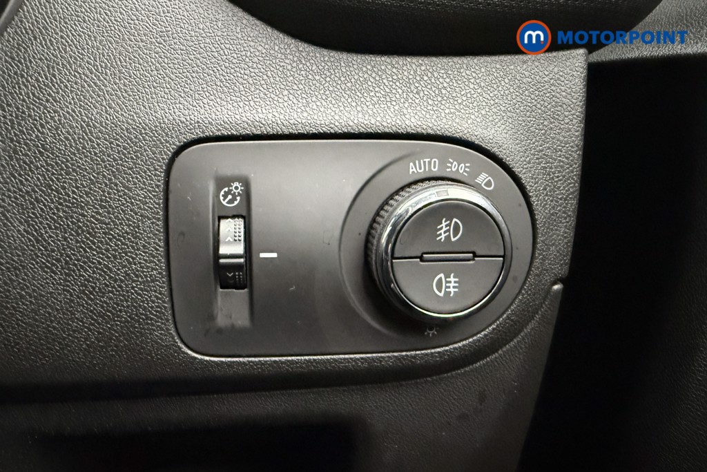 Vauxhall Crossland Gs Line Manual Petrol SUV - Stock Number (1688571) - 17th supplementary image