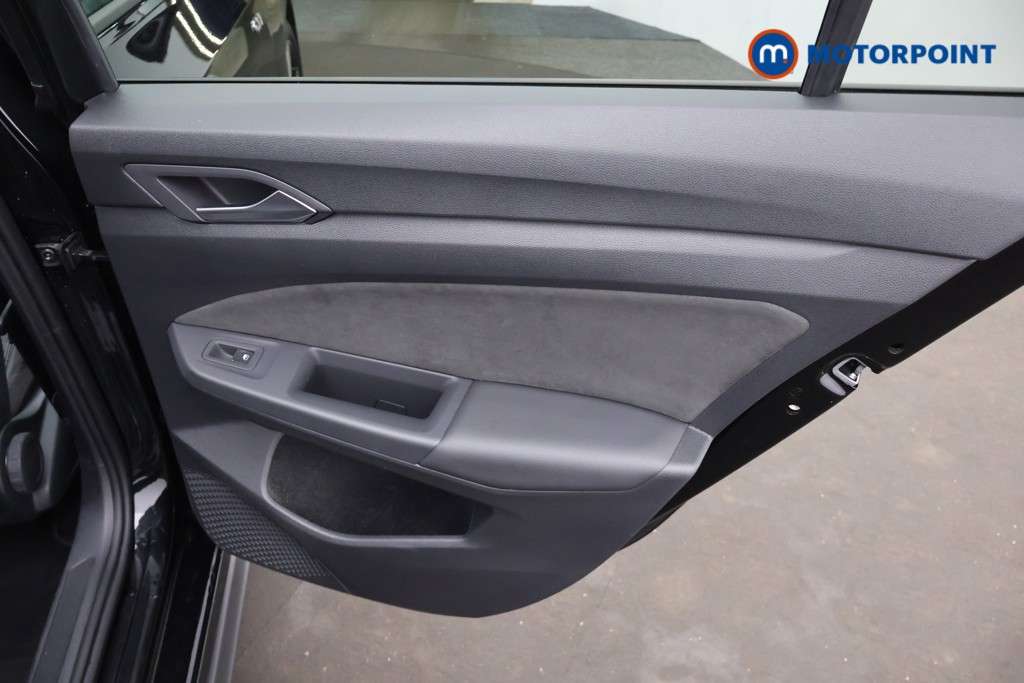 Volkswagen Golf GTI Automatic Petrol Hatchback - Stock Number (1688602) - 22nd supplementary image