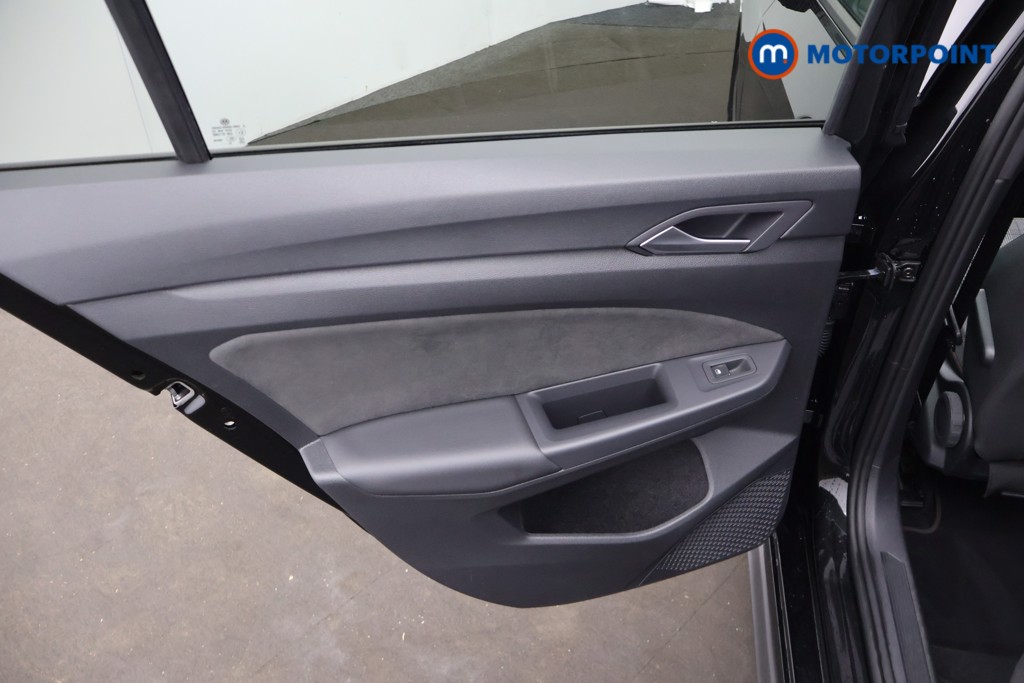 Volkswagen Golf GTI Automatic Petrol Hatchback - Stock Number (1688602) - 26th supplementary image