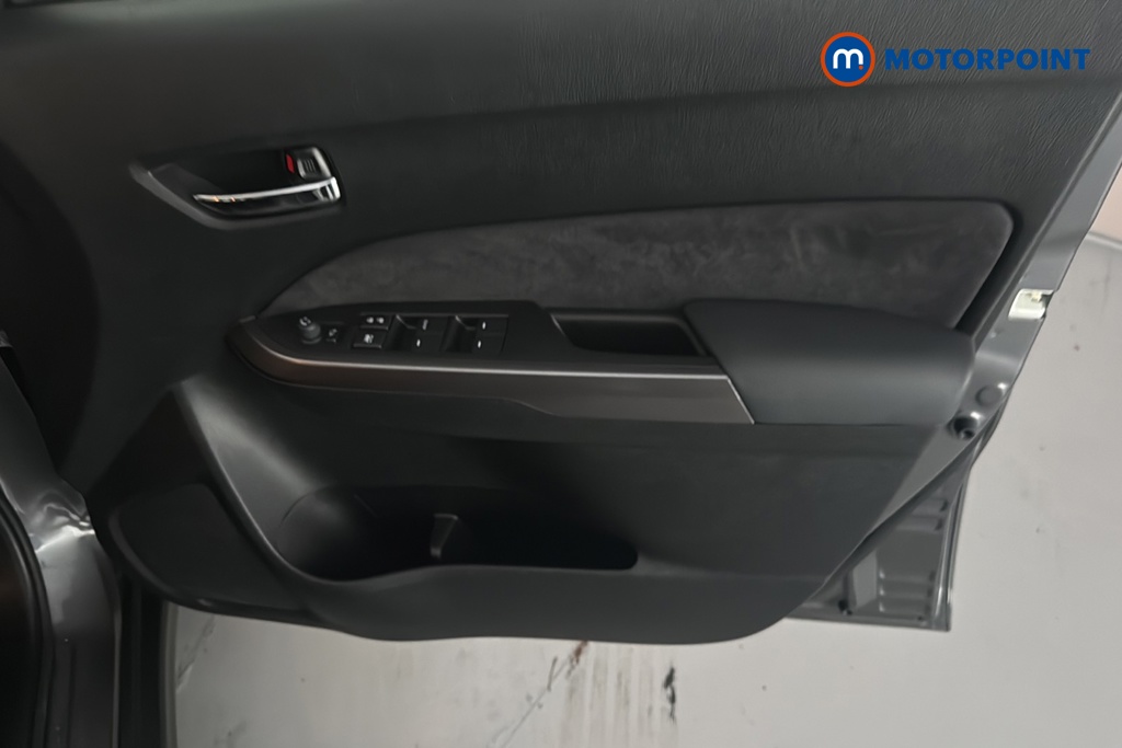 Suzuki Vitara Ultra Automatic Petrol SUV - Stock Number (1688644) - 18th supplementary image