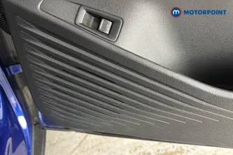 Volkswagen Id.4 Max Pro Automatic Electric SUV - Stock Number (1688649) - 21st supplementary image