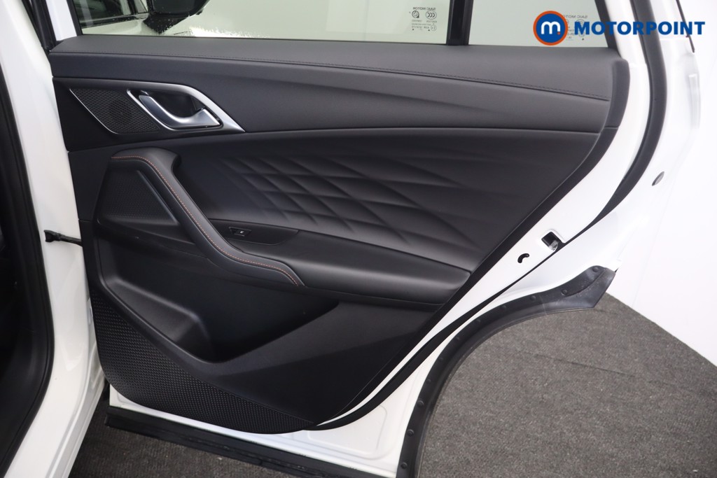 Mg Motor Uk HS Trophy Automatic Petrol-Electric Hybrid SUV - Stock Number (1688816) - 23rd supplementary image