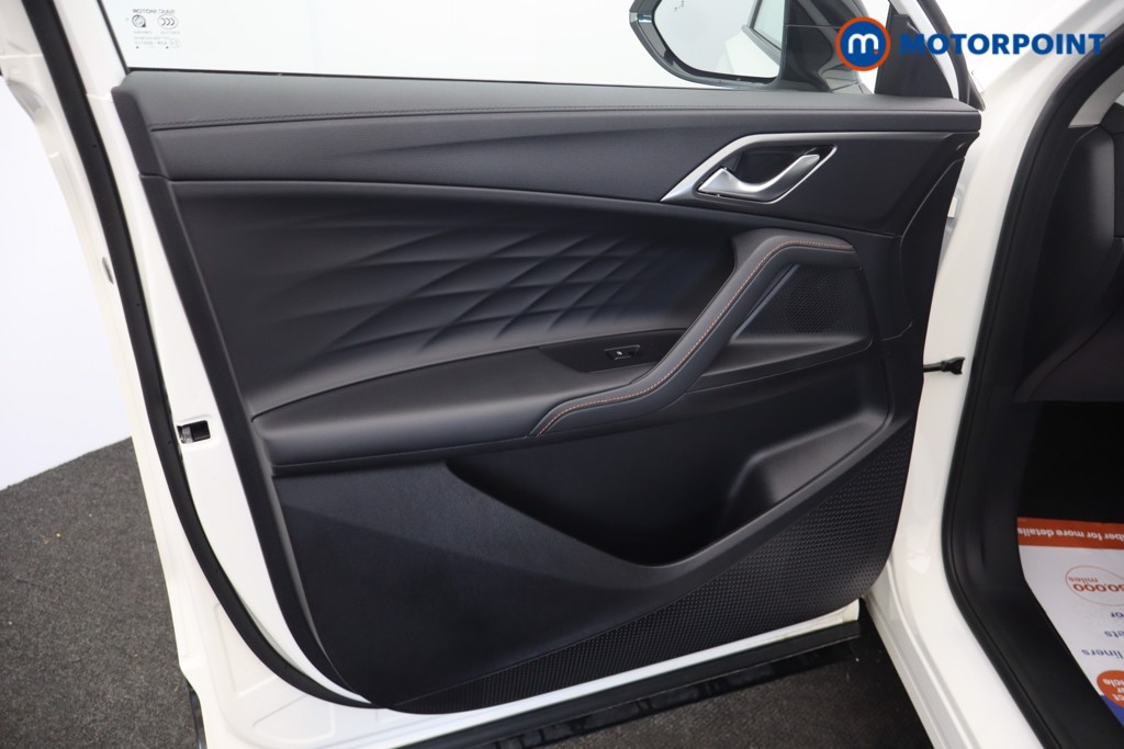 Mg Motor Uk HS Trophy Automatic Petrol-Electric Hybrid SUV - Stock Number (1688816) - 39th supplementary image