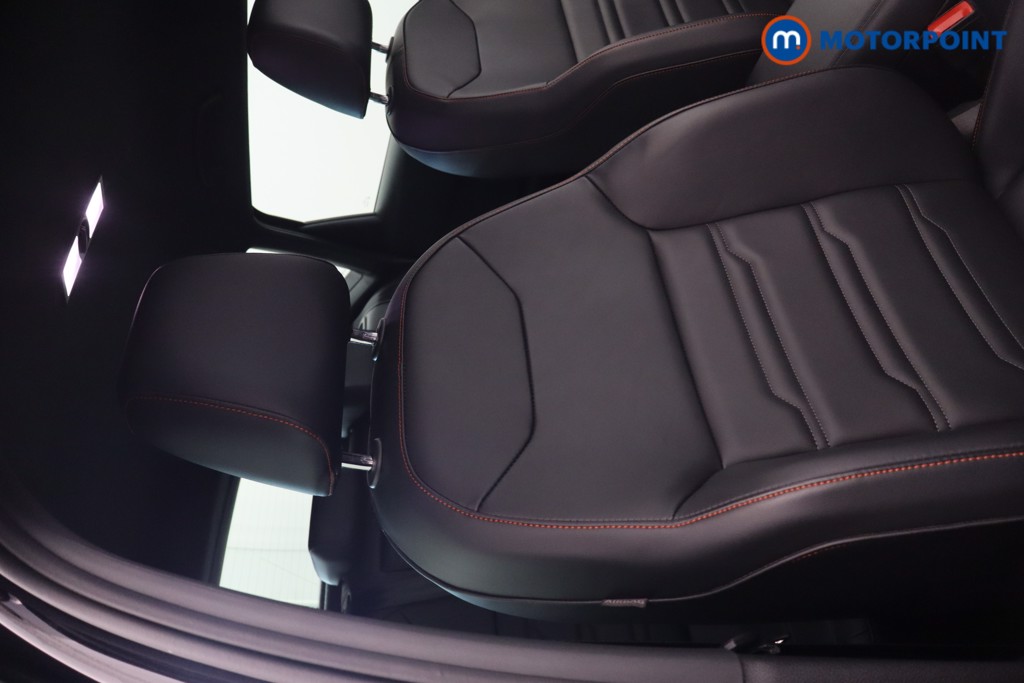 Seat Ateca Fr Black Edition Automatic Petrol SUV - Stock Number (1688880) - 16th supplementary image