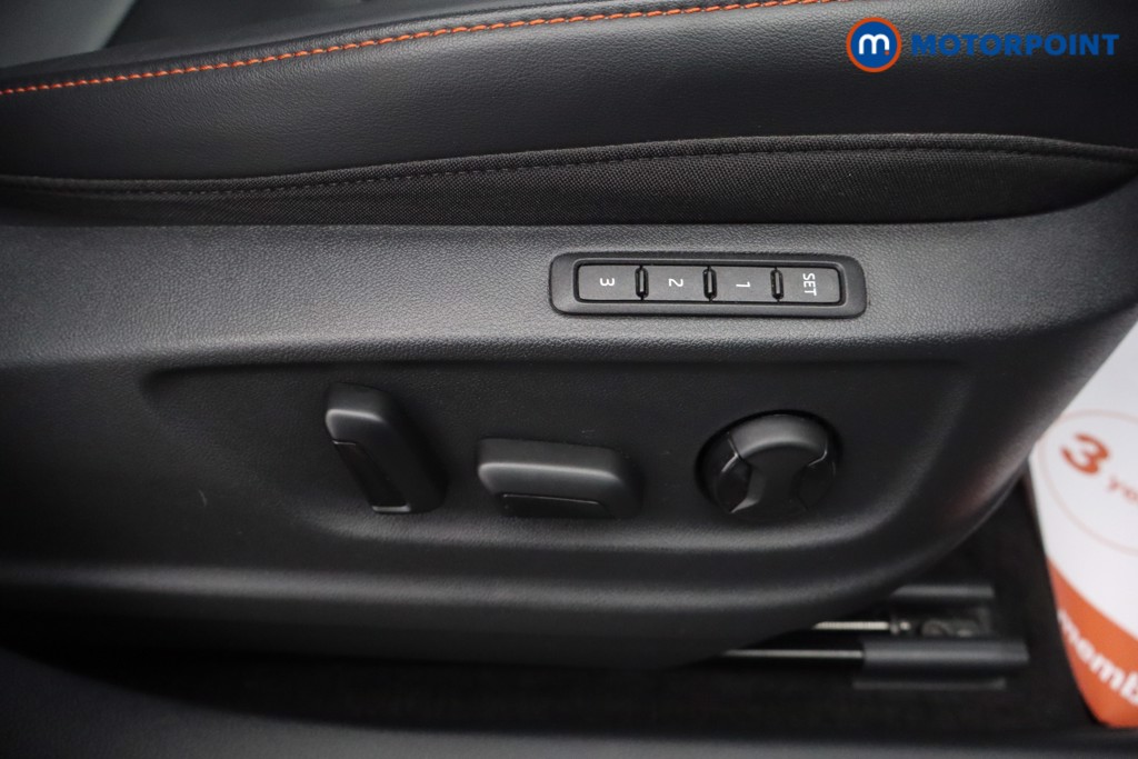 Seat Ateca Fr Black Edition Automatic Petrol SUV - Stock Number (1688880) - 17th supplementary image