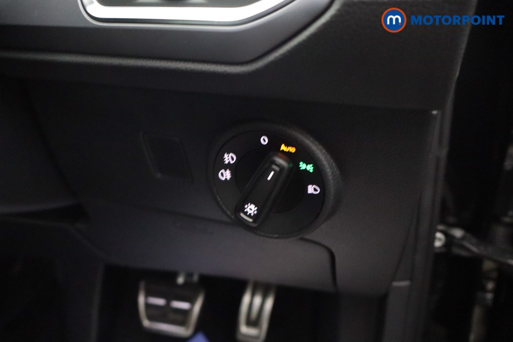 Seat Ateca Fr Black Edition Automatic Petrol SUV - Stock Number (1688880) - 19th supplementary image