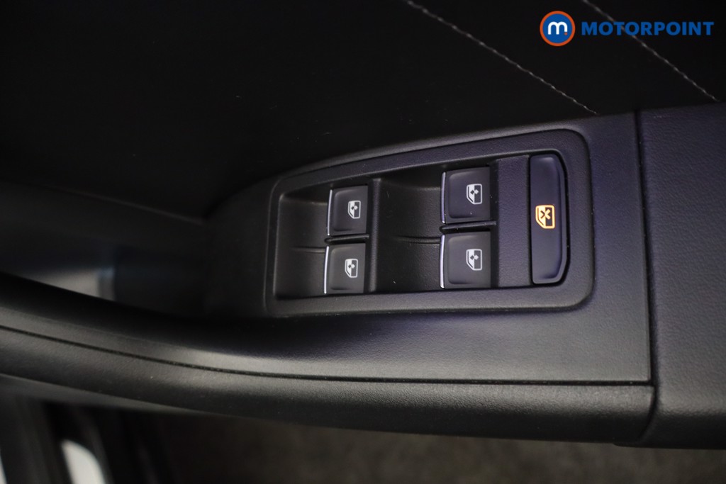 Seat Ateca Fr Black Edition Automatic Petrol SUV - Stock Number (1688880) - 23rd supplementary image