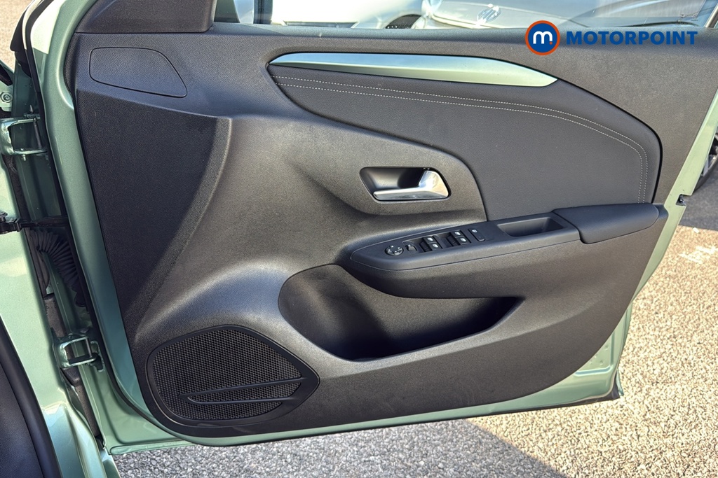 Vauxhall Corsa YES Manual Petrol Hatchback - Stock Number (1639753) - 18th supplementary image