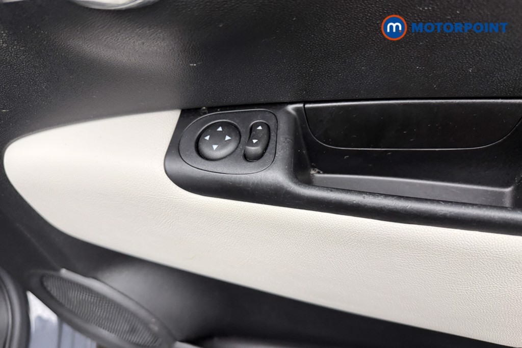 Fiat 500 Dolcevita Manual Petrol Hatchback - Stock Number (1660296) - 19th supplementary image