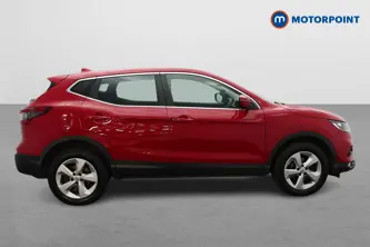 Nissan Qashqai Acenta Premium Manual Diesel SUV - Stock Number (1662095) - Drivers side