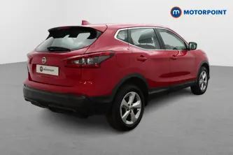 Nissan Qashqai Acenta Premium Manual Diesel SUV - Stock Number (1662095) - Drivers side rear corner