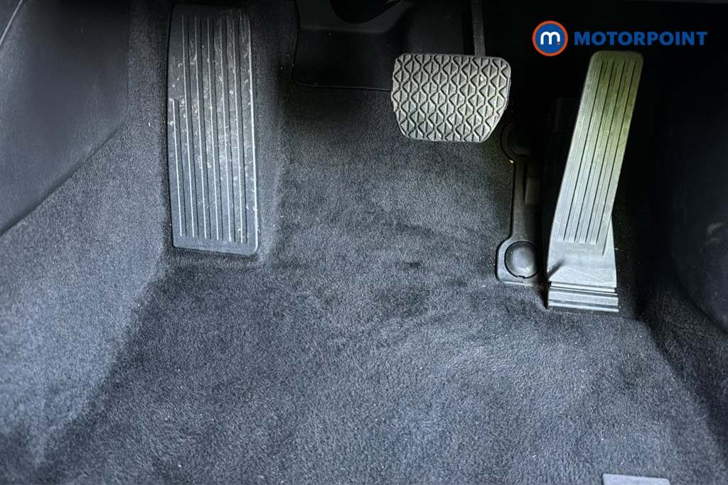 Mazda 3 Exclusive-Line Automatic Petrol Hatchback - Stock Number (1672744) - 24th supplementary image