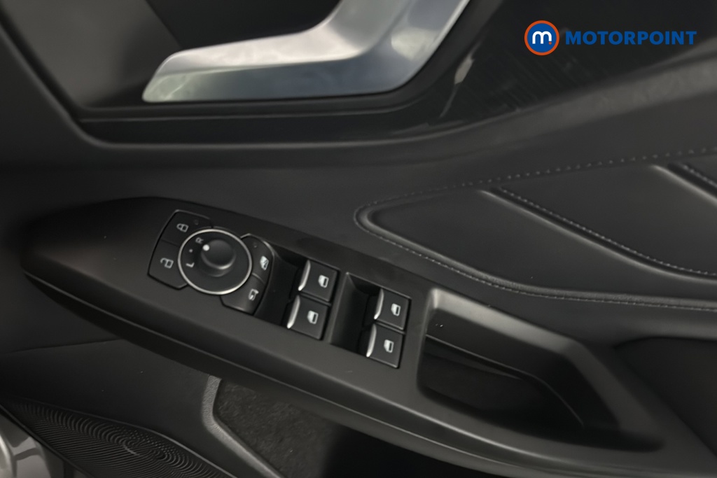 Ford Focus St-Line Manual Petrol Estate - Stock Number (1676878) - 19th supplementary image