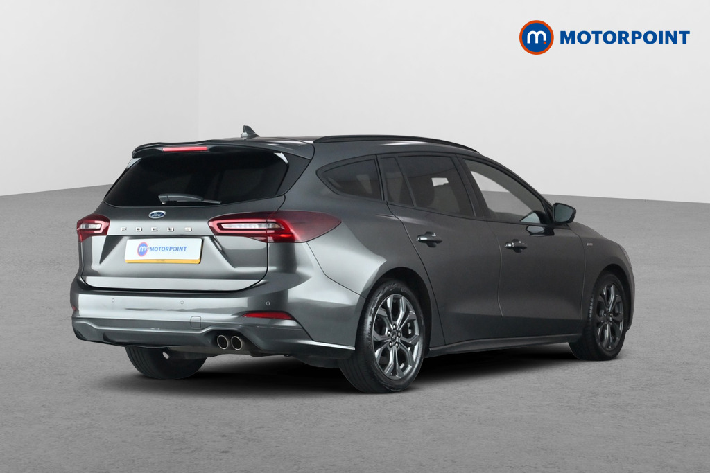 Ford Focus St-Line Manual Petrol Estate - Stock Number (1676878) - Passenger side rear corner