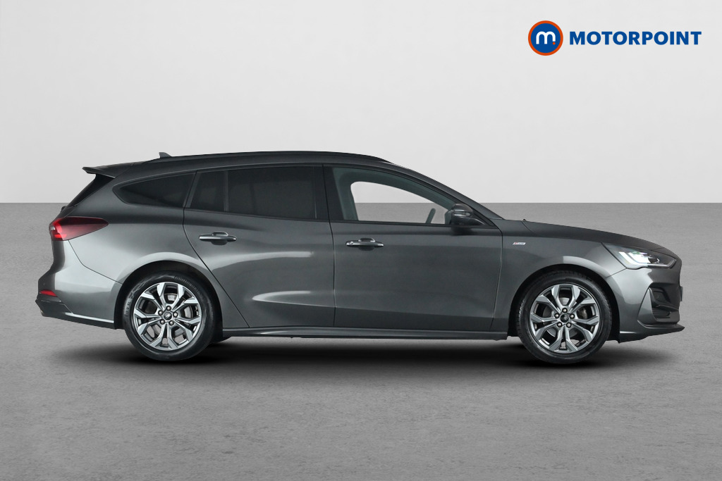 Ford Focus St-Line Manual Petrol Estate - Stock Number (1676878) - Passenger side