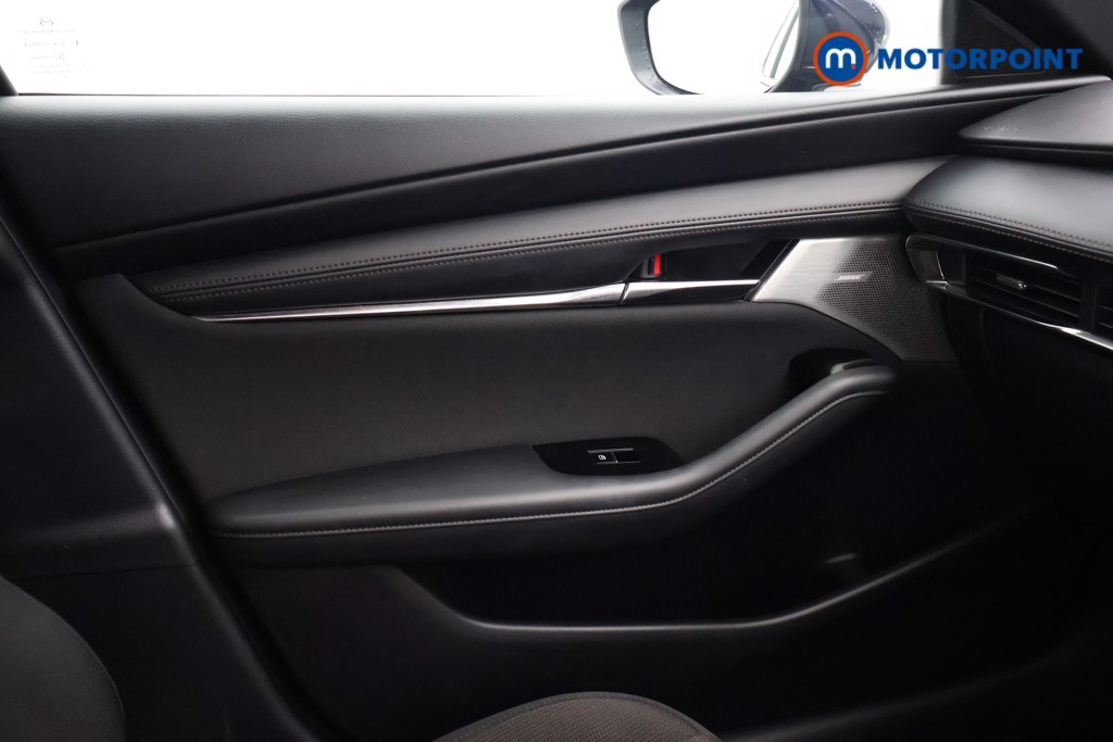 Mazda 3 Exclusive-Line Manual Petrol Hatchback - Stock Number (1677853) - 16th supplementary image