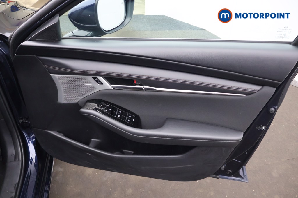 Mazda 3 Exclusive-Line Manual Petrol Hatchback - Stock Number (1677853) - 19th supplementary image