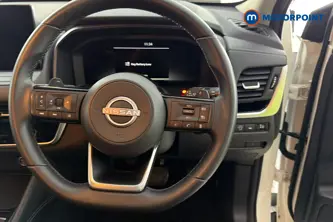 Nissan Qashqai N-Connecta Automatic Petrol SUV - Stock Number (1680445) - 2nd supplementary image