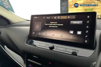 Nissan Qashqai N-Connecta Automatic Petrol SUV - Stock Number (1680445) - 8th supplementary image