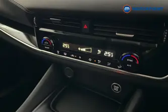 Nissan Qashqai N-Connecta Automatic Petrol SUV - Stock Number (1680445) - 12th supplementary image