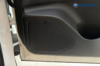 Nissan Qashqai N-Connecta Automatic Petrol SUV - Stock Number (1680445) - 21st supplementary image