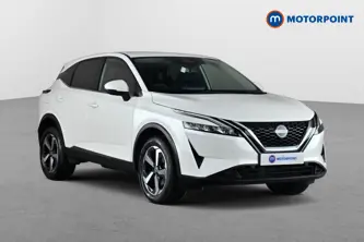 Nissan Qashqai N-Connecta Automatic Petrol SUV - Stock Number (1680445) - Drivers side front corner