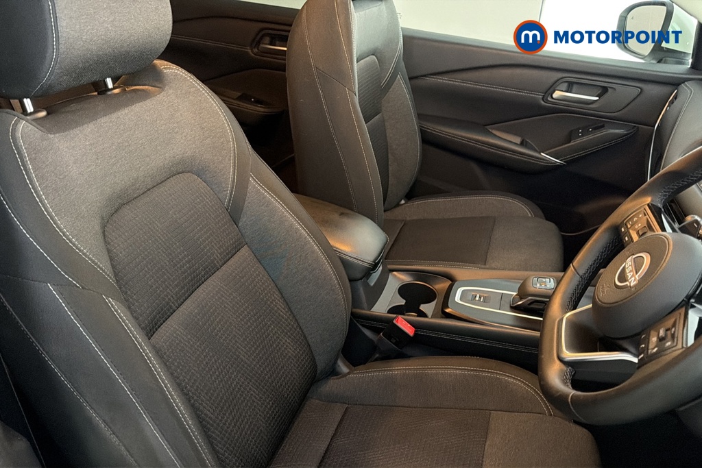 Nissan Qashqai N-Connecta Automatic Petrol SUV - Stock Number (1680445) - 22nd supplementary image
