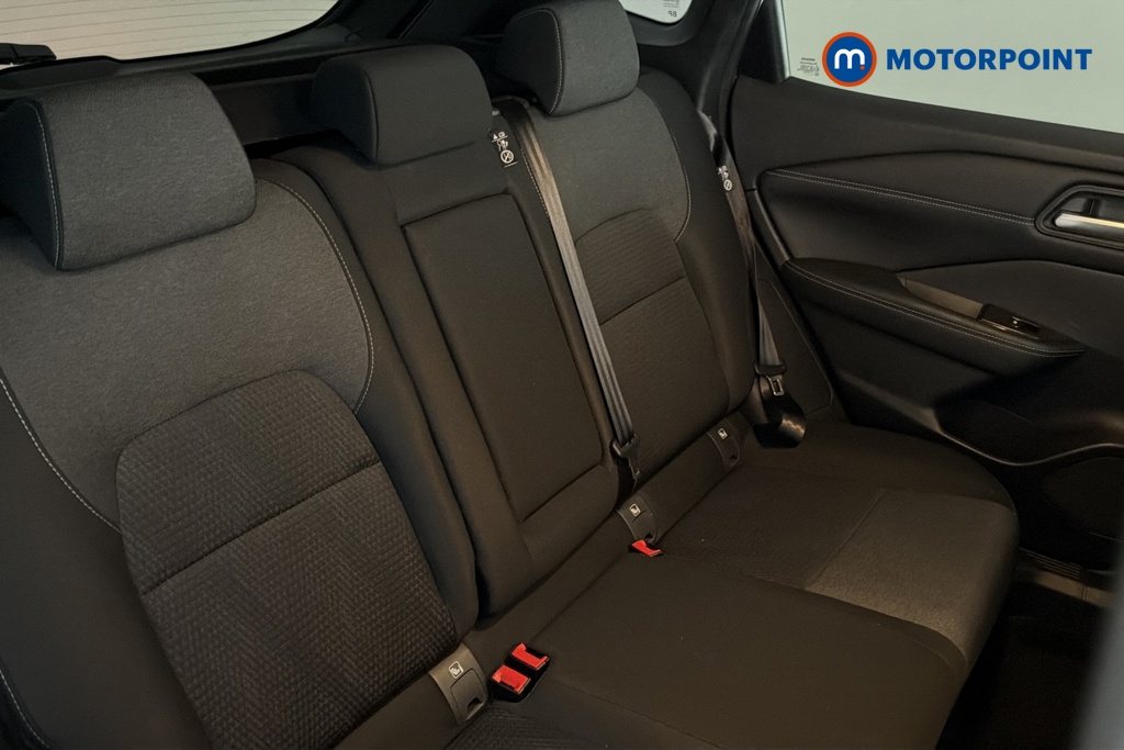 Nissan Qashqai N-Connecta Automatic Petrol SUV - Stock Number (1680445) - 25th supplementary image
