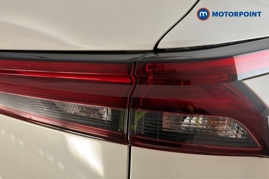 Nissan Qashqai N-Connecta Automatic Petrol SUV - Stock Number (1680445) - 36th supplementary image