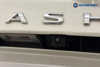 Nissan Qashqai N-Connecta Automatic Petrol SUV - Stock Number (1680445) - 37th supplementary image