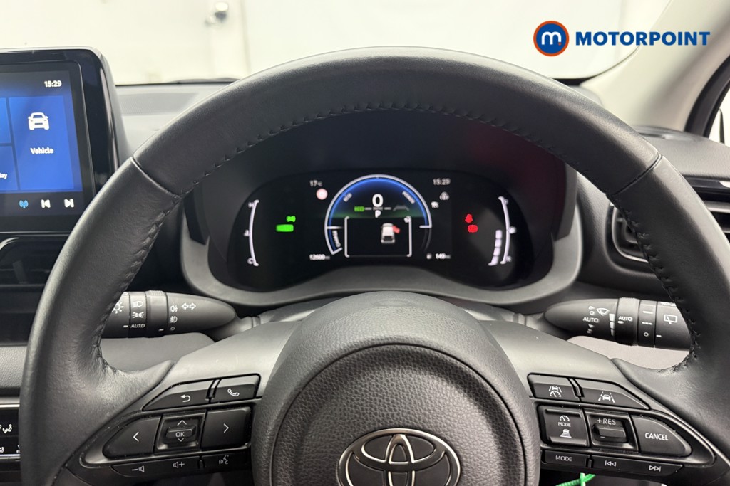 Toyota Yaris Design Automatic Petrol-Electric Hybrid Hatchback - Stock Number (1680514) - 44th supplementary image