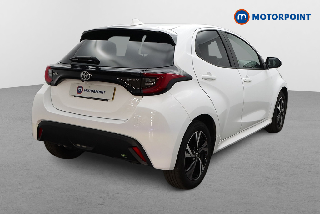 Toyota Yaris Design Automatic Petrol-Electric Hybrid Hatchback - Stock Number (1680514) - Drivers side rear corner