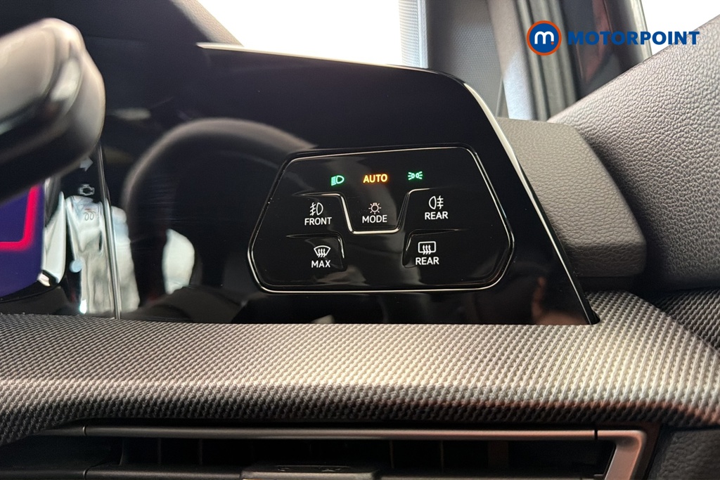 Volkswagen Golf GTI Automatic Petrol Hatchback - Stock Number (1680905) - 11th supplementary image
