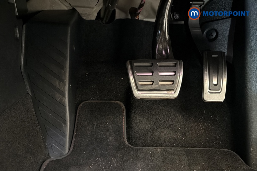 Volkswagen Golf GTI Automatic Petrol Hatchback - Stock Number (1680905) - 24th supplementary image