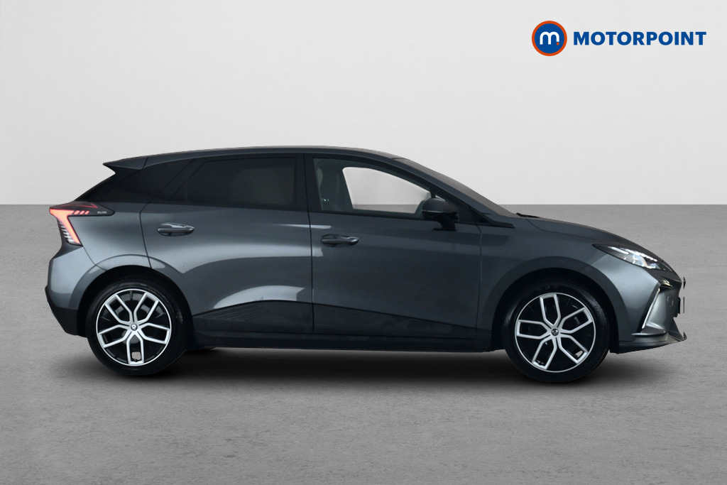 Mg Motor Uk MG4 Trophy Automatic Electric SUV - Stock Number (1681645) - Passenger side