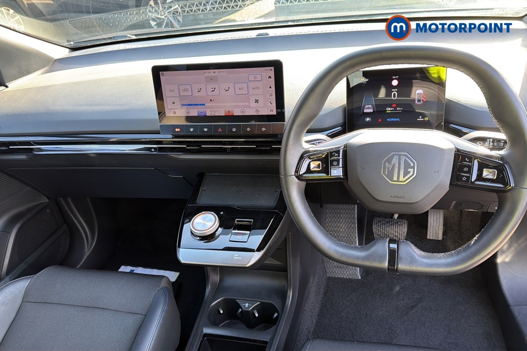Mg Motor Uk MG4 Trophy Automatic Electric SUV - Stock Number (1681645) - 1st supplementary image