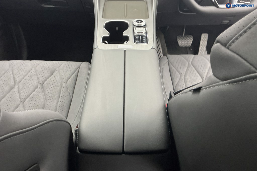 Chery Tiggo 8 Summit Automatic Petrol Plug-In Hybrid SUV - Stock Number (1682733) - 11th supplementary image