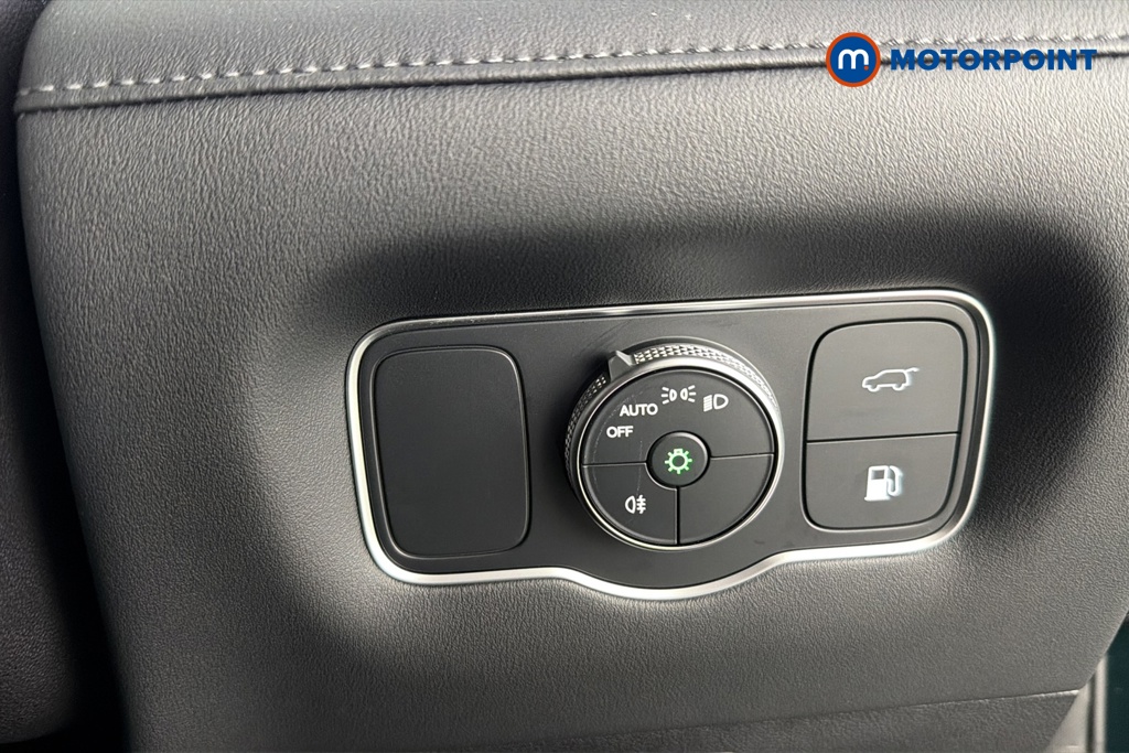 Chery Tiggo 8 Summit Automatic Petrol Plug-In Hybrid SUV - Stock Number (1682755) - 11th supplementary image