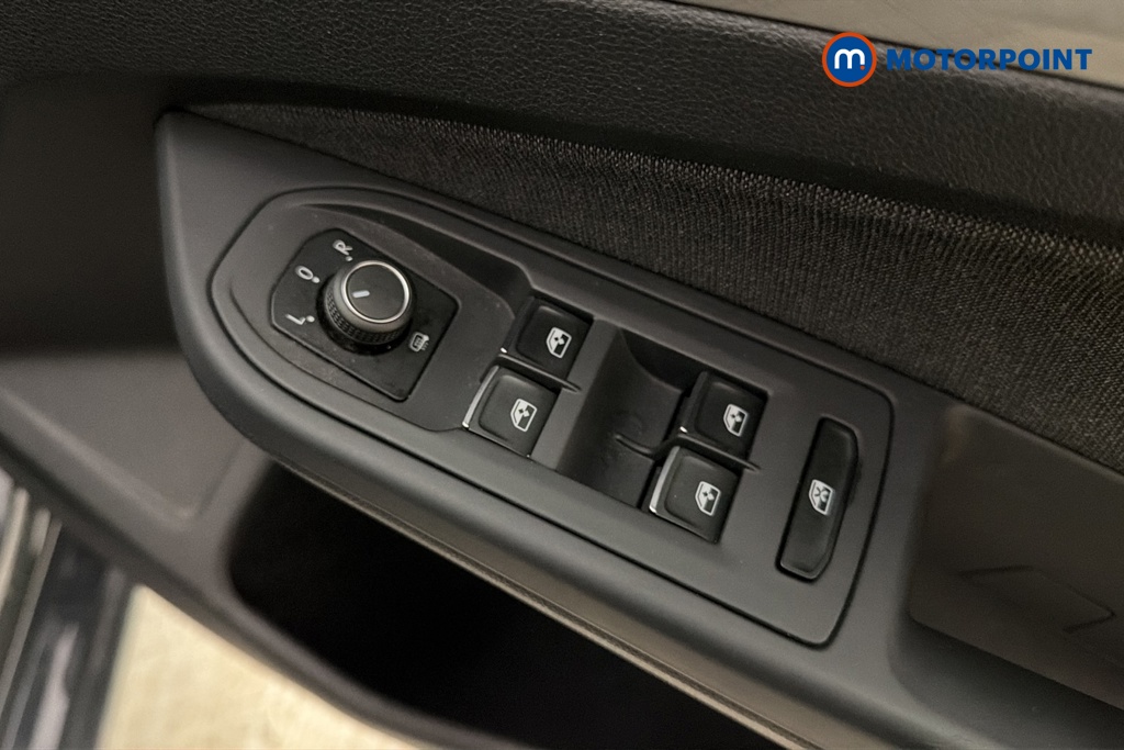 Volkswagen Golf Life Manual Petrol Hatchback - Stock Number (1683196) - 19th supplementary image